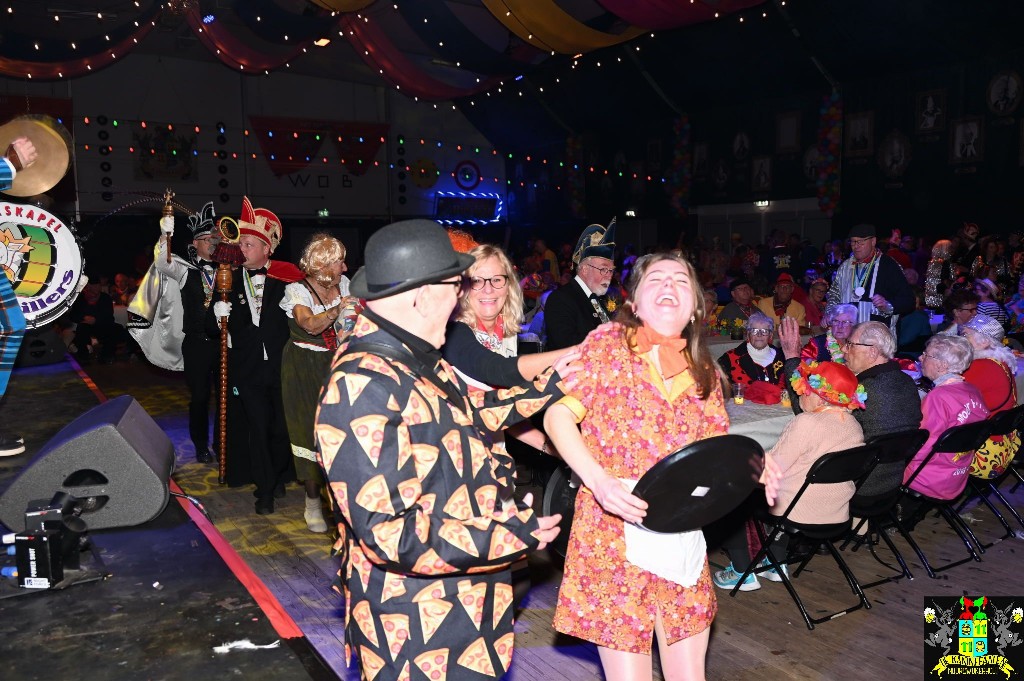 ../Images/Seniorencarnaval 2026 242.jpg